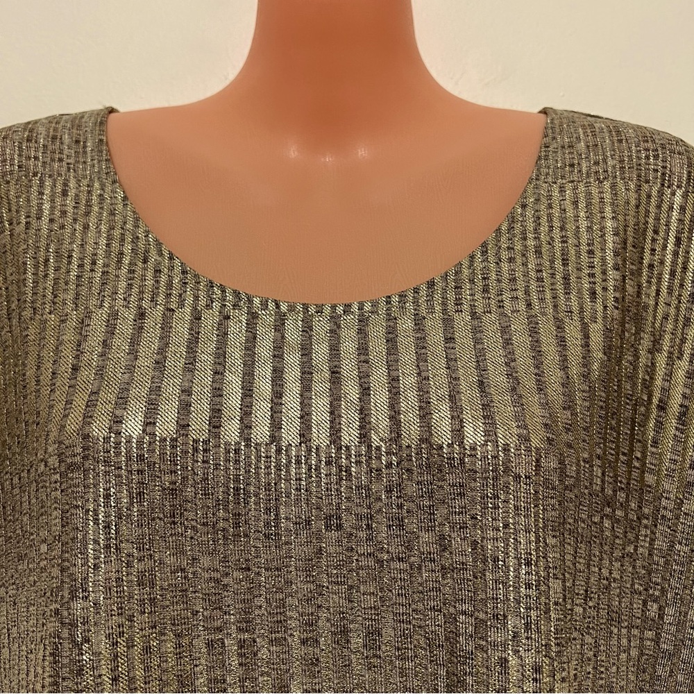 Naïf Short Sleeve Slinky Top - Picture 4 of 7